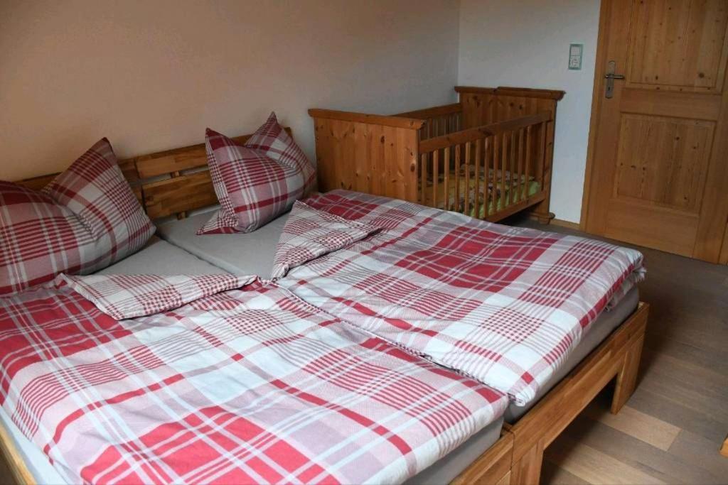Ferienwohnung Glueck Saaldorf-Surheim Exteriér fotografie